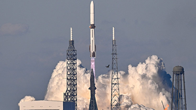 블루오리진도 우주로…우주 기업 경쟁 본격화