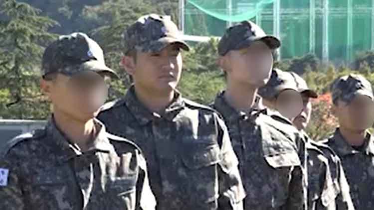 이재용 삼성전자 회장 장남인 이지호(24) 씨 등 제139기 해군 사관 후보생들이 장교 훈련을 받는 모습 일부가 해군에 공개됐다. 사진은 이씨 등이 국방과 관련된 현장을 탐방한 모습. /해군 홈페이지 캡처