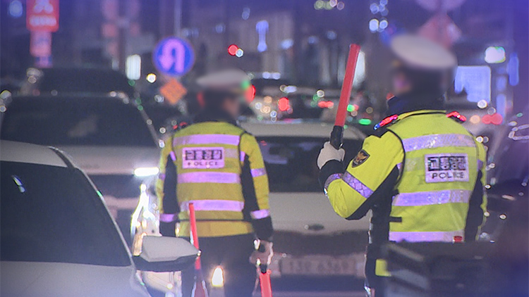 연말 음주 단속 해보니…소주 2병 마시고 "깬 줄 알았다"