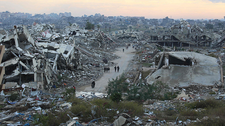 가자지구 중부 누세이라트 난민촌의 파괴된 주택들 /AFP=연합뉴스