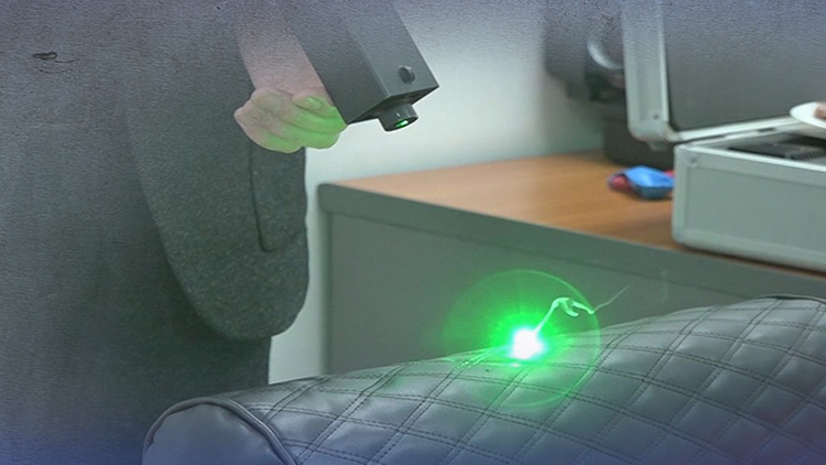 [CSI] 인조가죽 태우는 조류퇴치용 레이저건…안전 우려