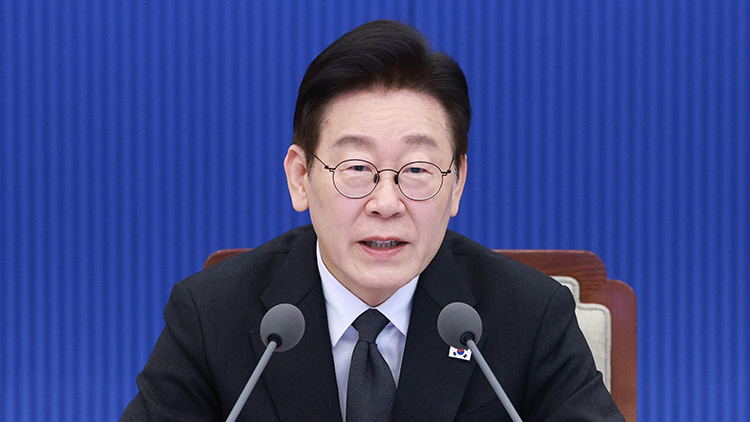 이재명 대통령이 29일 청와대에서 열린 수석보좌관회의에서 발언하고 있다. /연합뉴스