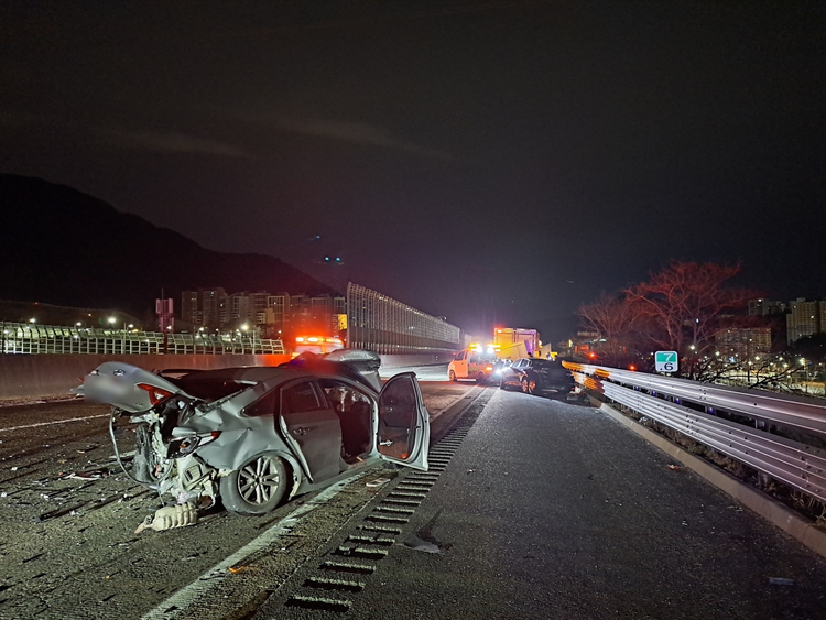 부산경찰청 제공
