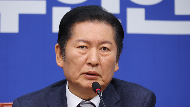 더불어민주당 정청래 대표가 9일 서울 여의도 국회에서 열린 최고위원회의에서 발언하고 있다. /연합뉴스