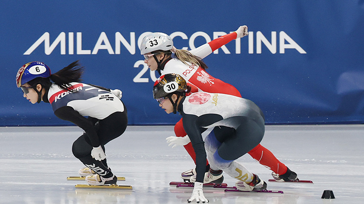 10일(현지시간) 이탈리아 밀라노 아이스스케이팅 아레나에서 열린 2026 밀라노ㆍ코르티나담페초 동계올림픽 쇼트트랙 여자 500m 예선에서 김길리가 역주하고 있다. /연합뉴스