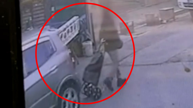 [단독] 80대 운전자 '급가속'에 70대 중상…시민들이 구조