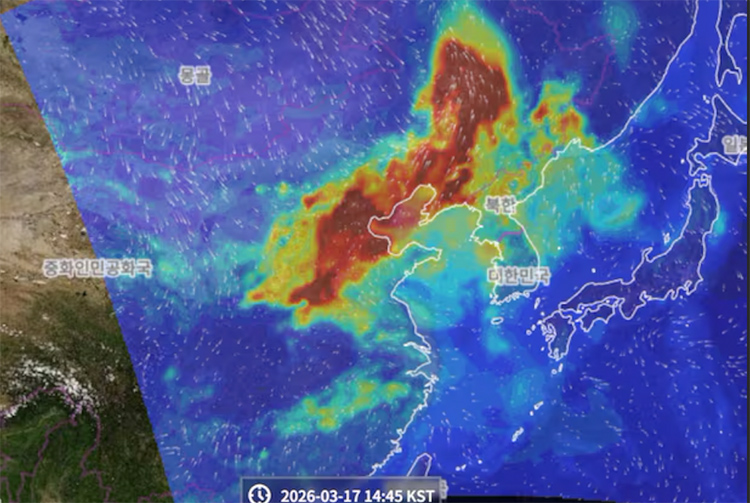 중국 랴오닝성 잉커우·톄링시와 지린성 지린·창춘시 등을 중심으로 동북3성 일대가 초미세먼지 100㎍/㎥ 이상을 의미하는 짙은 붉은색으로 뒤덮여있다. /국립환경과학원