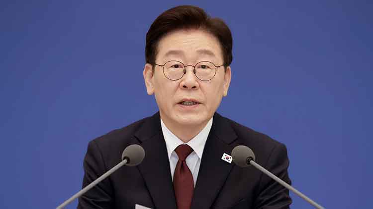 이재명 대통령이 26일 청와대에서 열린 비상경제점검회의에서 발언하고 있다. /연합뉴스