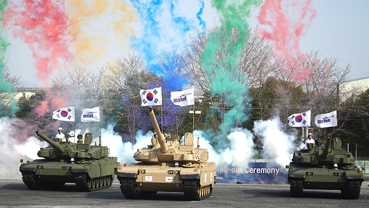 "50도 사막에서도 OK"…베일 벗은 '중동형 K2 전차'