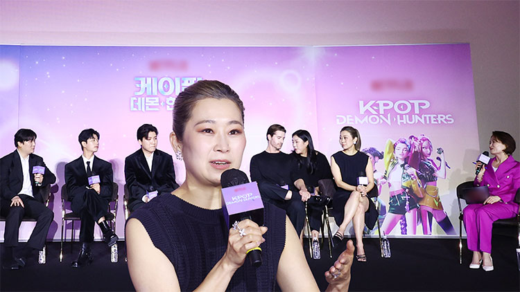 '오스카 2관왕' 케데헌팀 금의환향…"후속편도 한국스럽게"