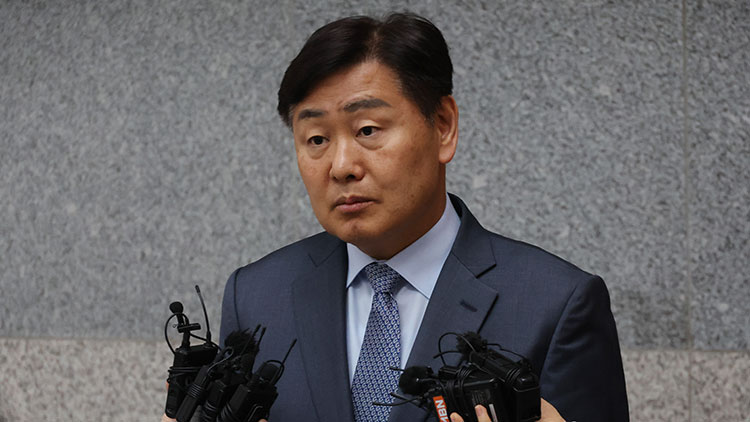 '현금 살포 의혹' 김관영 전북지사, 민주당서 제명…후보 자격 박탈