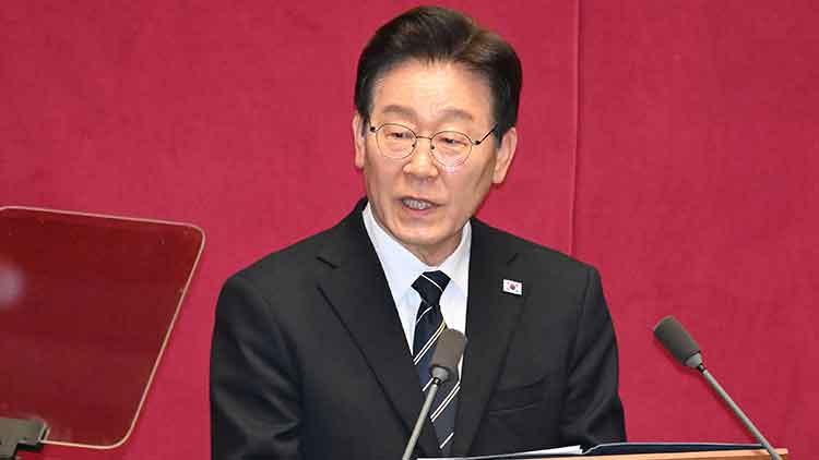 이재명 대통령이 2일 국회에서 추가경정예산안 시정연설을 하고 있다. /연합뉴스
