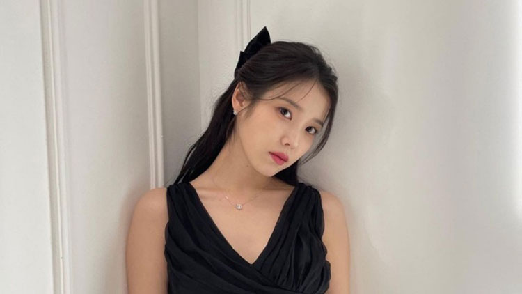 /아이유 인스타그램 캡처