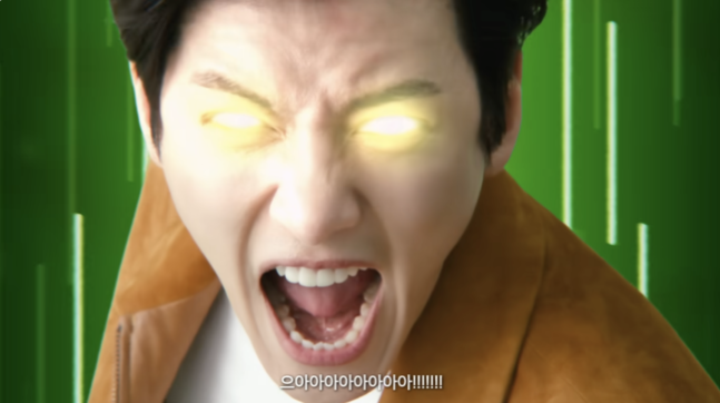 배우 지창욱이 출연한 'B급 감성' 광고 (사진:SK텔레콤 유튜브 캡처)