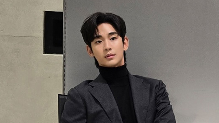 /김수현 인스타그램 캡처
