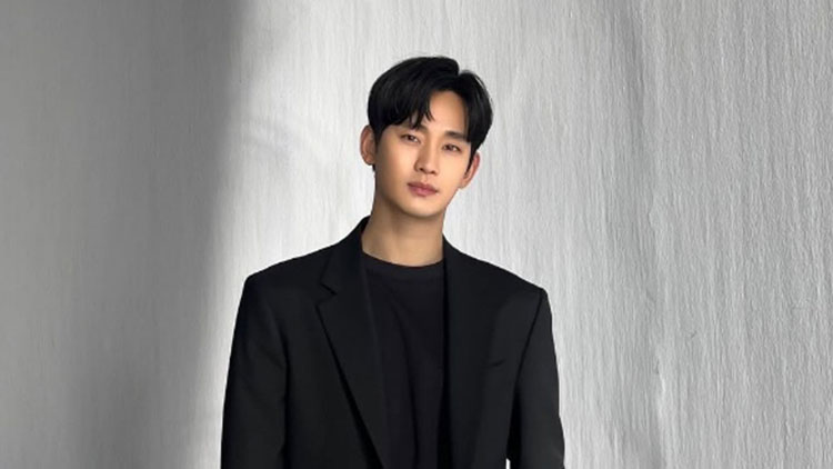 배우 김수현 /김수현 인스타그램 캡처