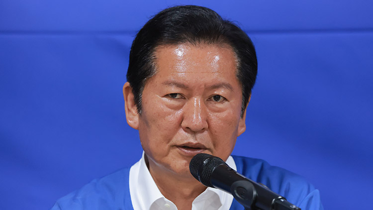 더불어민주당 정청래 총괄상임선거대책위원장이 1일 충남 천안시 민주당 박수현 충남도지사 후보 선거사무소에서 열린 중앙선대위 회의에서 발언하고 있다. /연합뉴스