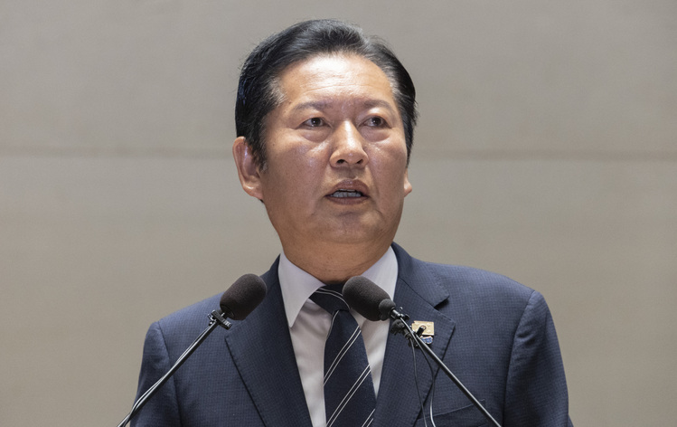 더불어민주당 정청래 대표가 11일 국회에서 열린 의원총회에서 발언하고 있다. /연합뉴스 